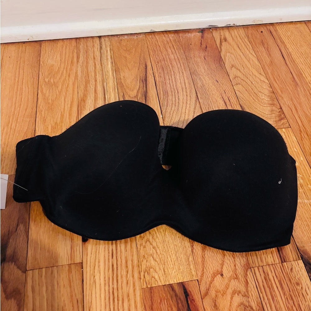 Victorias Secret black body by Victoria lined strapless bra size 36D, mild wear